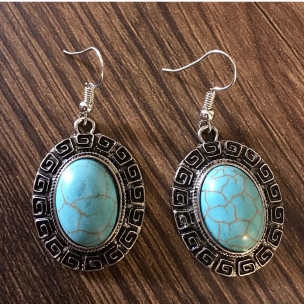 Free People Turquoise earrings with bracel…